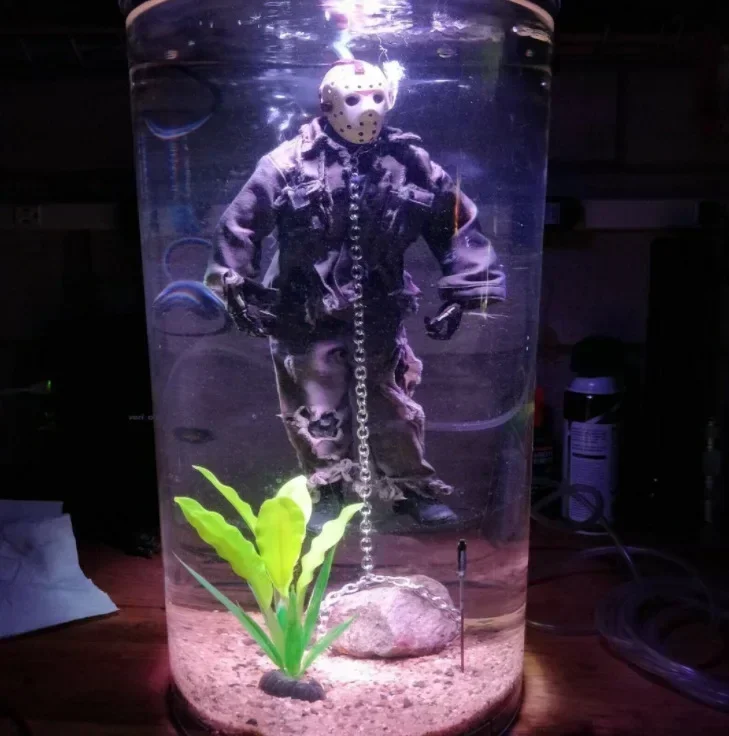 Leuchtendes Unterwasser Monster Deko Figur Horror Film Harz Geschenk - Bild 9 von 9